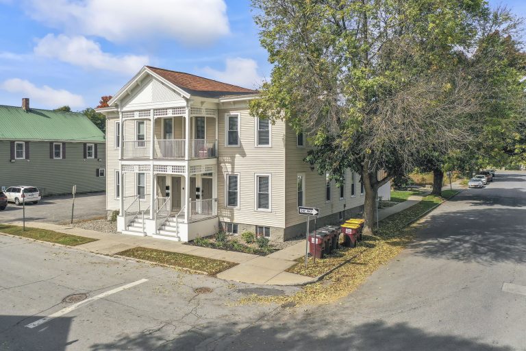 Quadplex in Saratoga Springs Sells for $1.3m